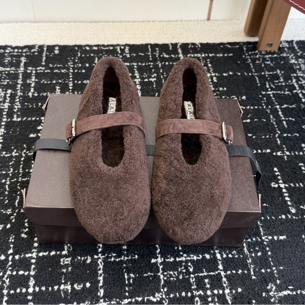 Alaïa Lambskin Mary Jane Shoes Brown